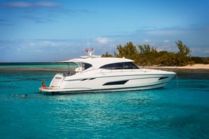 Riviera-5400-Sport-Yacht-Snorkeling-01